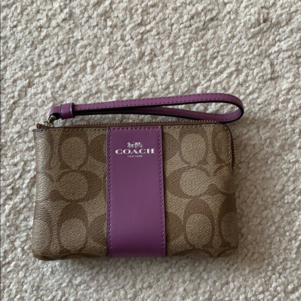 Coach purse/wristlet